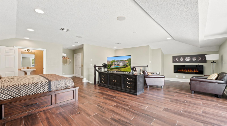 REUNION, Florida 34747, 5 Bedrooms Bedrooms, ,4 BathroomsBathrooms,Residential,For Sale,GATHERING,0,MFRO6418002