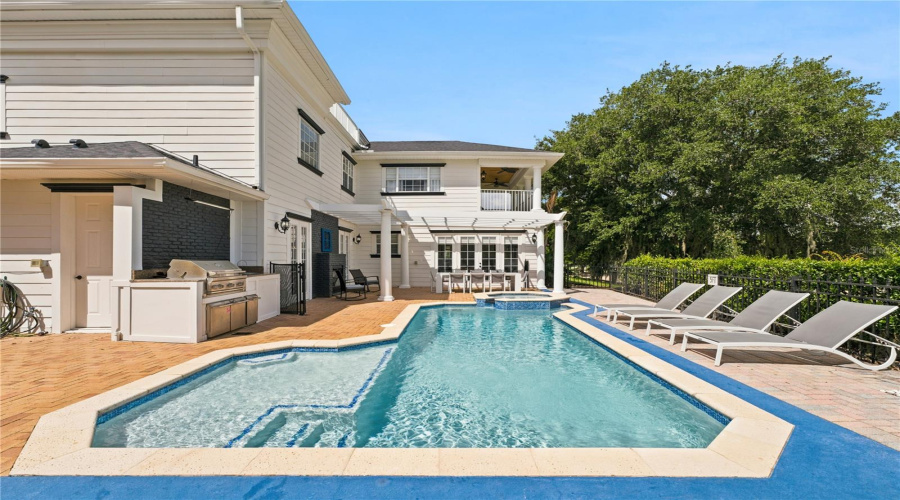 REUNION, Florida 34747, 5 Bedrooms Bedrooms, ,4 BathroomsBathrooms,Residential,For Sale,GATHERING,0,MFRO6418002