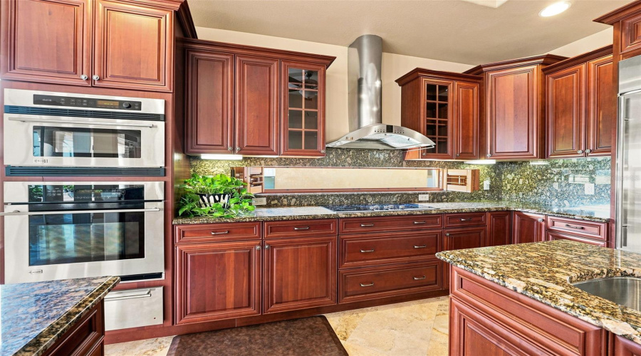 DAVENPORT, Florida 33837, 5 Bedrooms Bedrooms, ,4 BathroomsBathrooms,Residential,For Sale,HERITAGE GREEN,0,MFRO6414334