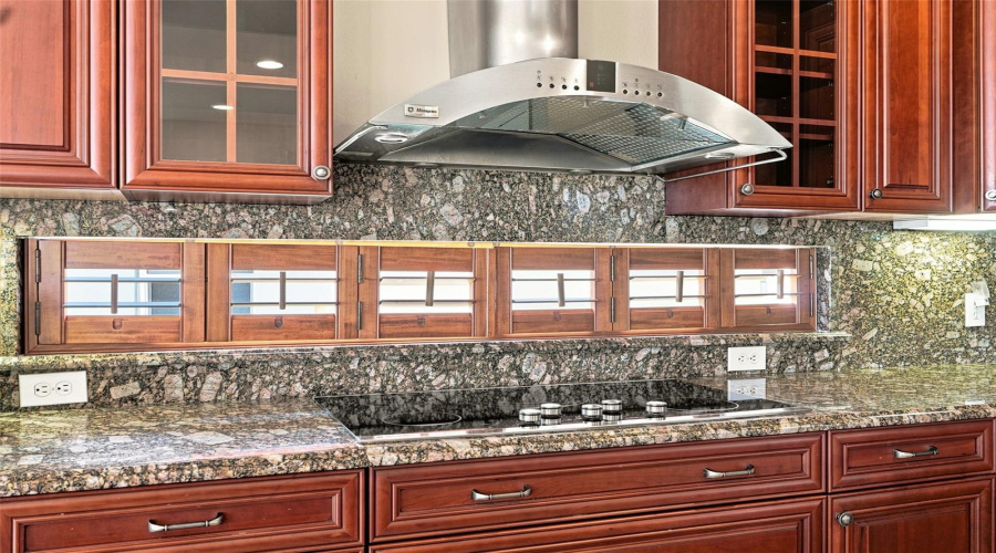 DAVENPORT, Florida 33837, 5 Bedrooms Bedrooms, ,4 BathroomsBathrooms,Residential,For Sale,HERITAGE GREEN,0,MFRO6414334