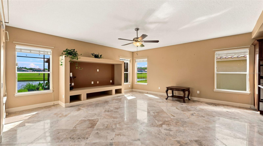 DAVENPORT, Florida 33837, 5 Bedrooms Bedrooms, ,4 BathroomsBathrooms,Residential,For Sale,HERITAGE GREEN,0,MFRO6414334