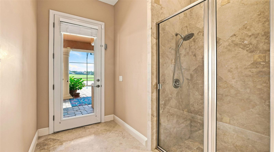 DAVENPORT, Florida 33837, 5 Bedrooms Bedrooms, ,4 BathroomsBathrooms,Residential,For Sale,HERITAGE GREEN,0,MFRO6414334