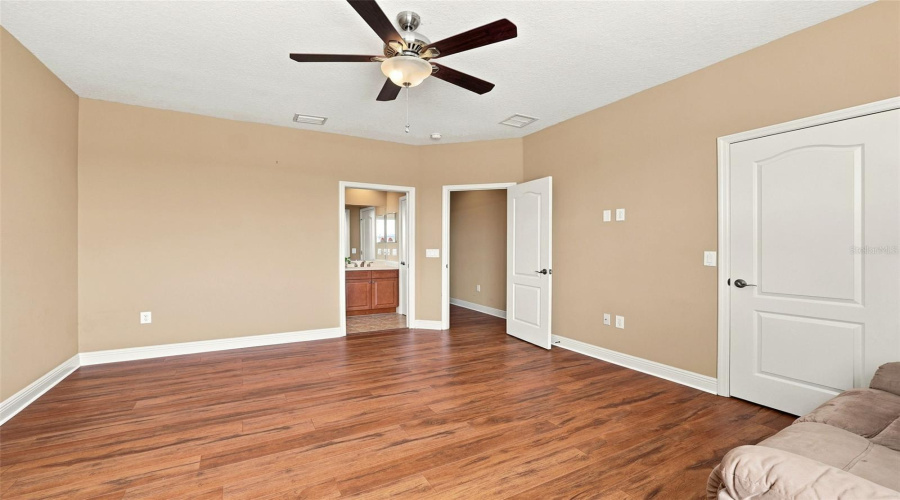 DAVENPORT, Florida 33837, 5 Bedrooms Bedrooms, ,4 BathroomsBathrooms,Residential,For Sale,HERITAGE GREEN,0,MFRO6414334