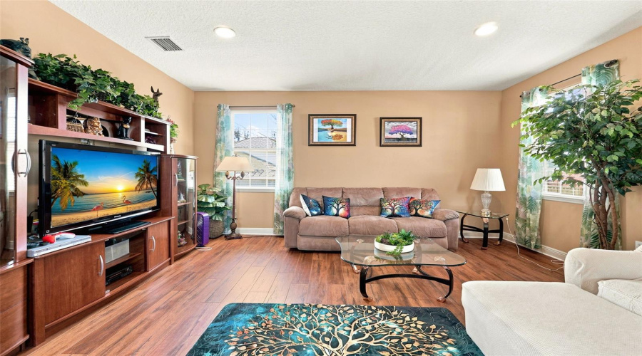 DAVENPORT, Florida 33837, 5 Bedrooms Bedrooms, ,4 BathroomsBathrooms,Residential,For Sale,HERITAGE GREEN,0,MFRO6414334