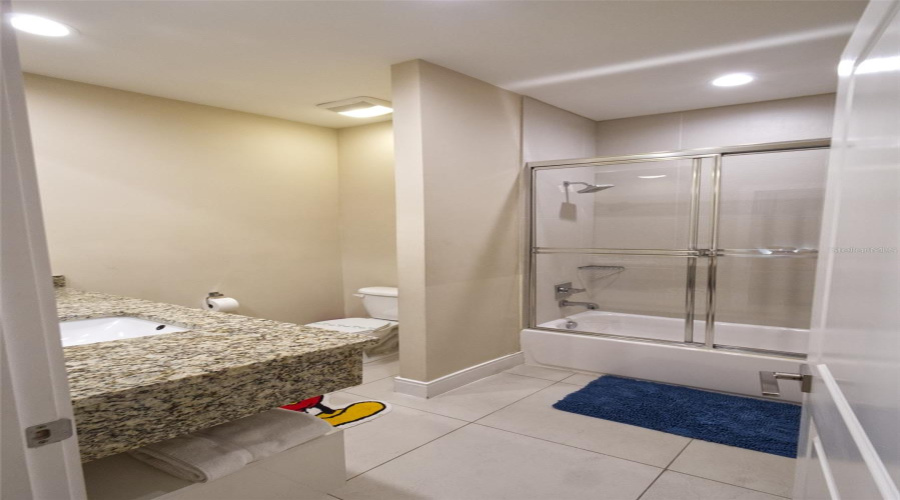 KISSIMMEE, Florida 34747, 4 Bedrooms Bedrooms, ,4 BathroomsBathrooms,Residential,For Sale,RECIFE,0,MFRO6413855