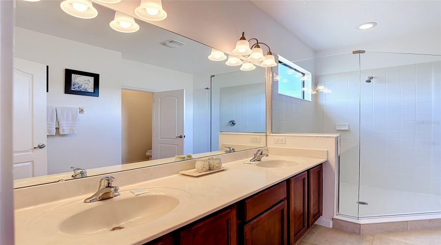 KISSIMMEE, Florida 34746, 7 Bedrooms Bedrooms, ,8 BathroomsBathrooms,Residential,For Sale,TRANQUILITY,0,MFRO6416793