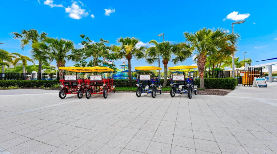 KISSIMMEE, Florida 34747, 5 Bedrooms Bedrooms, ,5 BathroomsBathrooms,Residential,For Sale,SOUTHFIELD,0,MFRO6418879