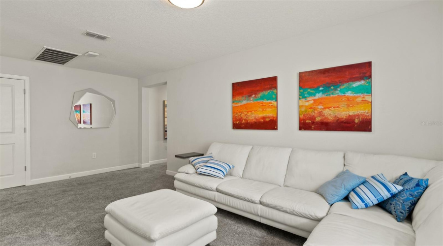 DAVENPORT, Florida 33896, 6 Bedrooms Bedrooms, ,5 BathroomsBathrooms,Residential,For Sale,FLANGE,0,MFRO6415613