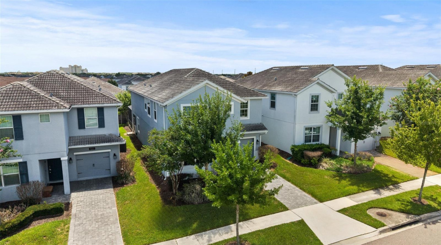 DAVENPORT, Florida 33896, 6 Bedrooms Bedrooms, ,5 BathroomsBathrooms,Residential,For Sale,FLANGE,0,MFRO6415613