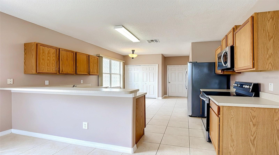 DAVENPORT, Florida 33837, 3 Bedrooms Bedrooms, ,2 BathroomsBathrooms,Residential,For Sale,SUNSET VIEW,0,MFRO6419081