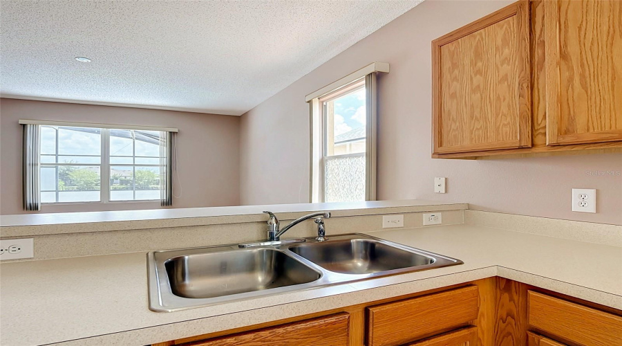 DAVENPORT, Florida 33837, 3 Bedrooms Bedrooms, ,2 BathroomsBathrooms,Residential,For Sale,SUNSET VIEW,0,MFRO6419081