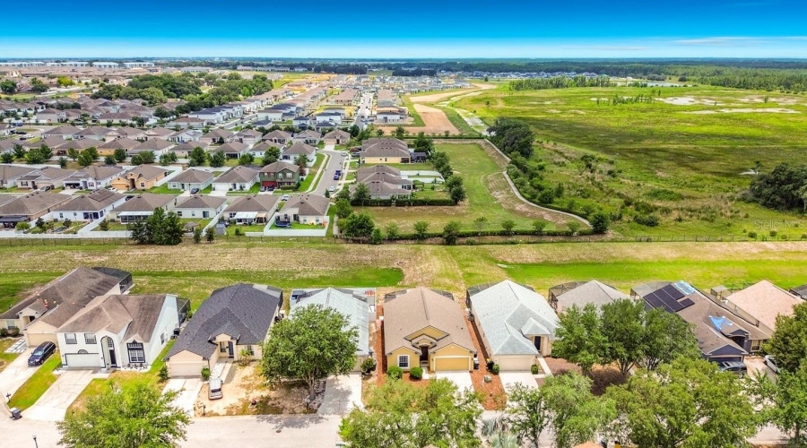 DAVENPORT, Florida 33837, 3 Bedrooms Bedrooms, ,2 BathroomsBathrooms,Residential,For Sale,SUNSET VIEW,0,MFRO6419081