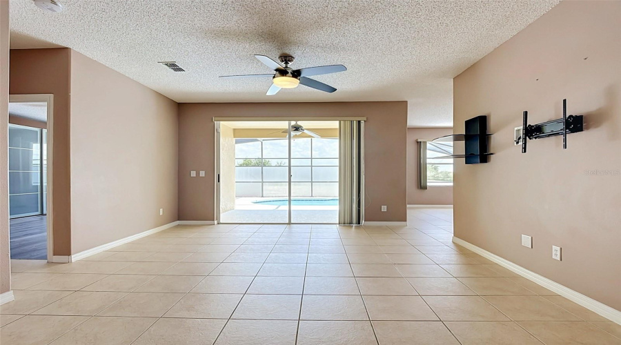 DAVENPORT, Florida 33837, 3 Bedrooms Bedrooms, ,2 BathroomsBathrooms,Residential,For Sale,SUNSET VIEW,0,MFRO6419081