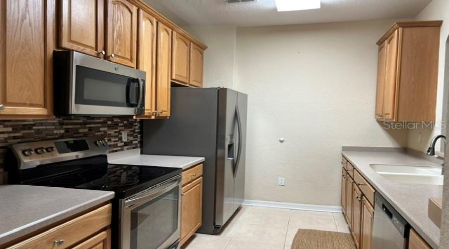 DAVENPORT, Florida 33896, 2 Bedrooms Bedrooms, ,2 BathroomsBathrooms,Residential,For Sale,VENEZIA,0,MFRS5143967
