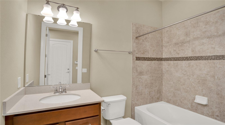 ORLANDO, Florida 32836, 5 Bedrooms Bedrooms, ,4 BathroomsBathrooms,Residential,For Sale,LEMON LAKE,0,MFRO6418930