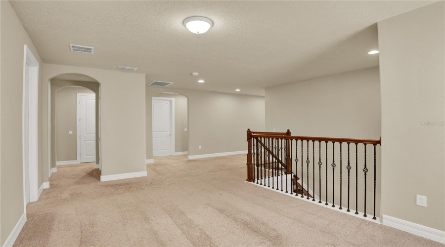 ORLANDO, Florida 32836, 5 Bedrooms Bedrooms, ,4 BathroomsBathrooms,Residential,For Sale,LEMON LAKE,0,MFRO6418930