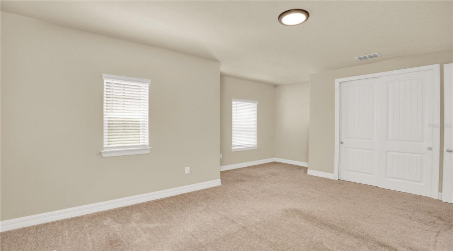 ORLANDO, Florida 32836, 5 Bedrooms Bedrooms, ,4 BathroomsBathrooms,Residential,For Sale,LEMON LAKE,0,MFRO6418930