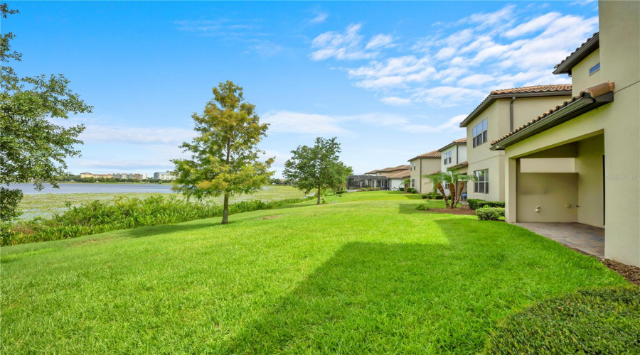 ORLANDO, Florida 32836, 5 Bedrooms Bedrooms, ,4 BathroomsBathrooms,Residential,For Sale,LEMON LAKE,0,MFRO6418930
