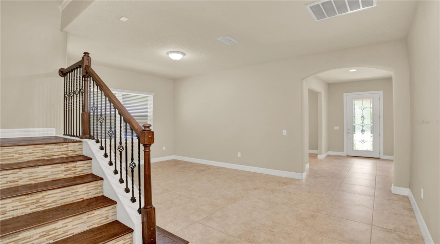 ORLANDO, Florida 32836, 5 Bedrooms Bedrooms, ,4 BathroomsBathrooms,Residential,For Sale,LEMON LAKE,0,MFRO6418930