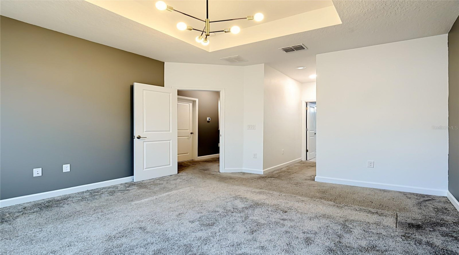 KISSIMMEE, Florida 34746, 4 Bedrooms Bedrooms, ,3 BathroomsBathrooms,Residential,For Sale,TITLE,0,MFRO6415903