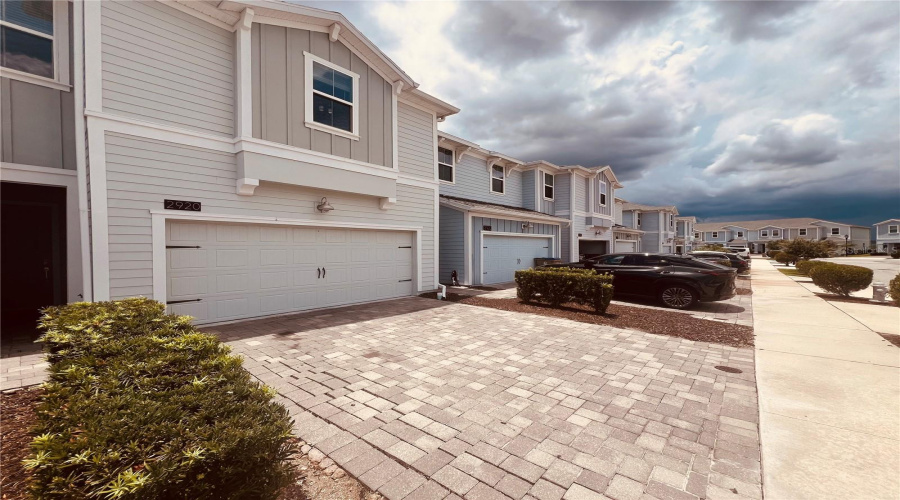KISSIMMEE, Florida 34746, 4 Bedrooms Bedrooms, ,3 BathroomsBathrooms,Residential,For Sale,TITLE,0,MFRO6415903