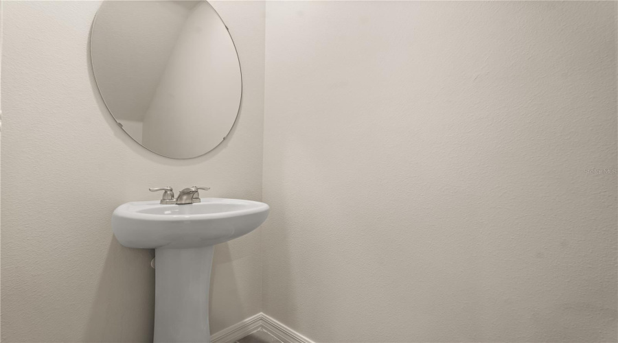 Half-bath ground floor.