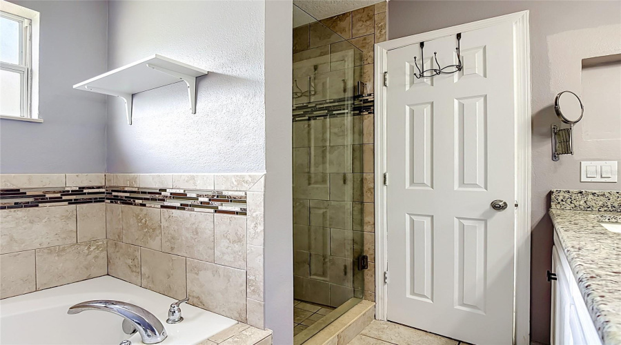 KISSIMMEE, Florida 34746, 4 Bedrooms Bedrooms, ,2 BathroomsBathrooms,Residential,For Sale,TOURMALINE,0,MFRTB8519437