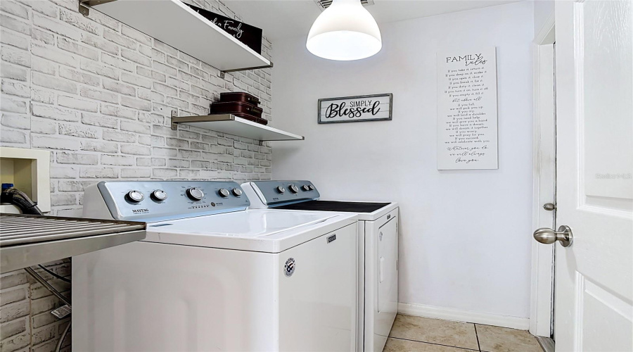 KISSIMMEE, Florida 34746, 4 Bedrooms Bedrooms, ,2 BathroomsBathrooms,Residential,For Sale,TOURMALINE,0,MFRTB8519437