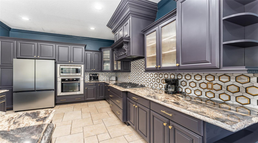 REUNION, Florida 34747, 5 Bedrooms Bedrooms, ,4 BathroomsBathrooms,Residential,For Sale,CASTLE PINES,0,MFRO6419019