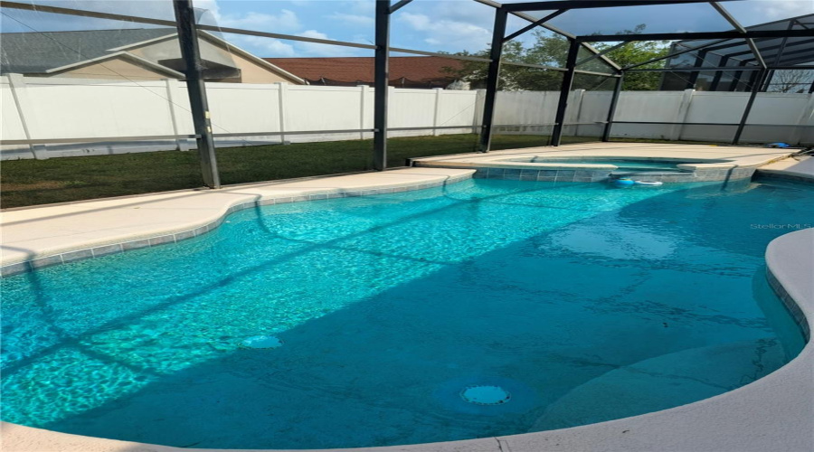 DAVENPORT, Florida 33896, 4 Bedrooms Bedrooms, ,3 BathroomsBathrooms,Residential,For Sale,HENLEY,0,MFRR4911497