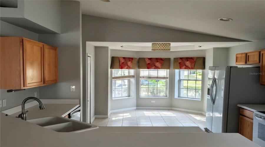 DAVENPORT, Florida 33896, 4 Bedrooms Bedrooms, ,3 BathroomsBathrooms,Residential,For Sale,HENLEY,0,MFRR4911497