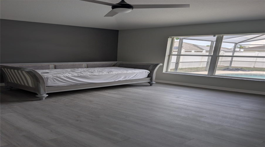 DAVENPORT, Florida 33896, 4 Bedrooms Bedrooms, ,3 BathroomsBathrooms,Residential,For Sale,HENLEY,0,MFRR4911497