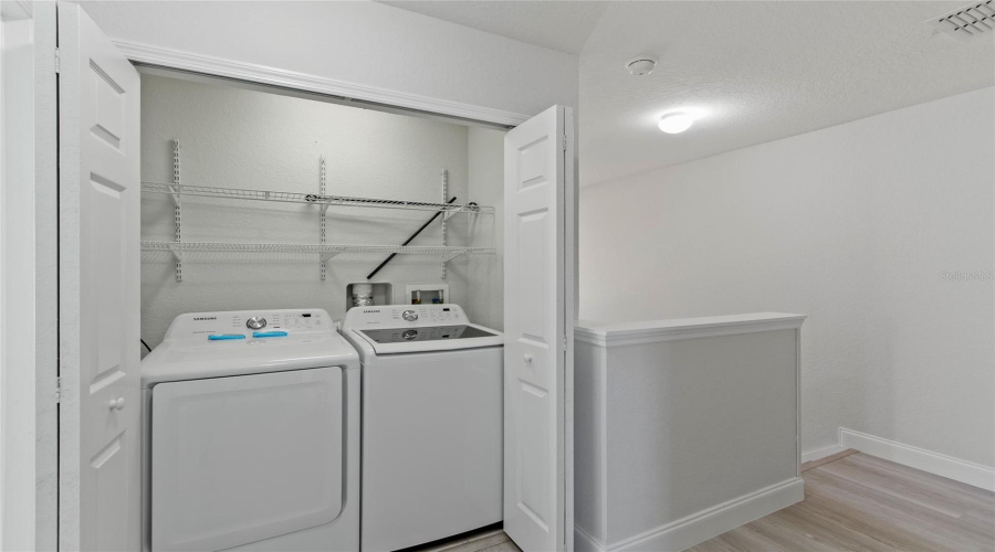 DAVENPORT, Florida 33897, 4 Bedrooms Bedrooms, ,3 BathroomsBathrooms,Residential,For Sale,CALABRIA,0,MFRO6419185
