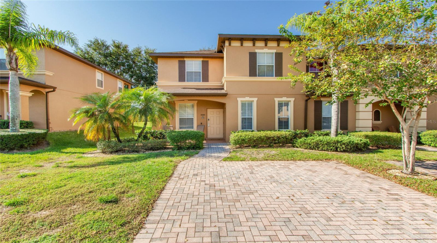 DAVENPORT, Florida 33897, 4 Bedrooms Bedrooms, ,3 BathroomsBathrooms,Residential,For Sale,CALABRIA,0,MFRO6419185