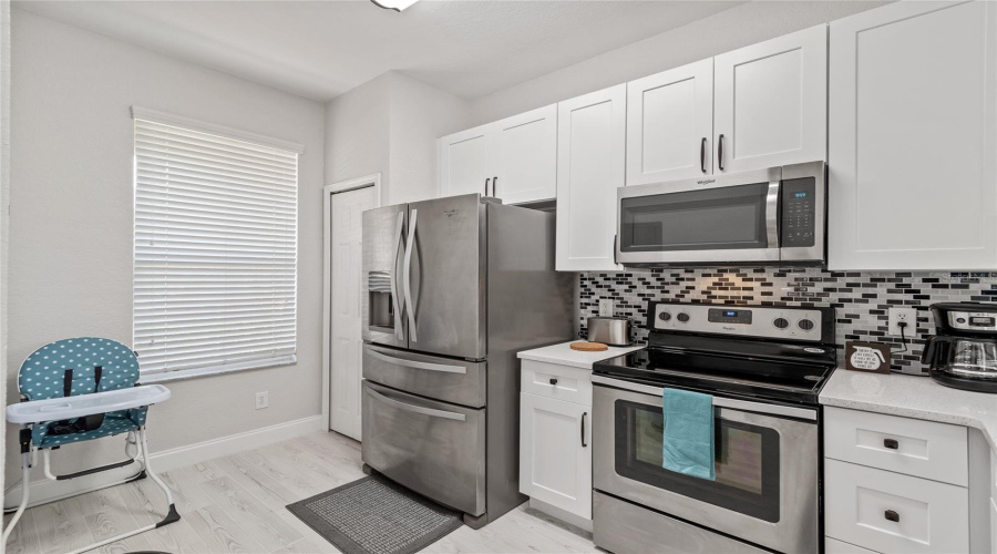 DAVENPORT, Florida 33897, 4 Bedrooms Bedrooms, ,3 BathroomsBathrooms,Residential,For Sale,CALABRIA,0,MFRO6419185