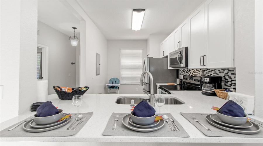 DAVENPORT, Florida 33897, 4 Bedrooms Bedrooms, ,3 BathroomsBathrooms,Residential,For Sale,CALABRIA,0,MFRO6419185