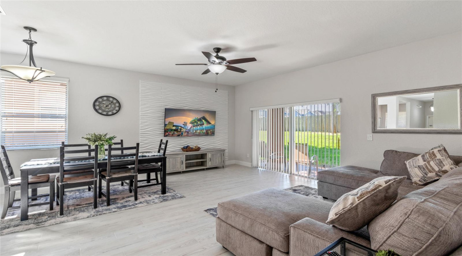 DAVENPORT, Florida 33897, 4 Bedrooms Bedrooms, ,3 BathroomsBathrooms,Residential,For Sale,CALABRIA,0,MFRO6419185