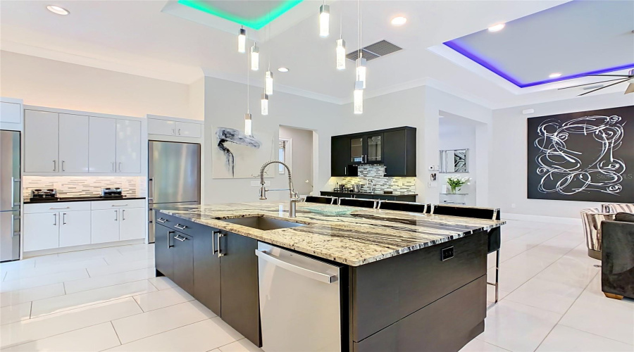 REUNION, Florida 34747, 6 Bedrooms Bedrooms, ,6 BathroomsBathrooms,Residential,For Sale,VALHALLA,0,MFRO6413186