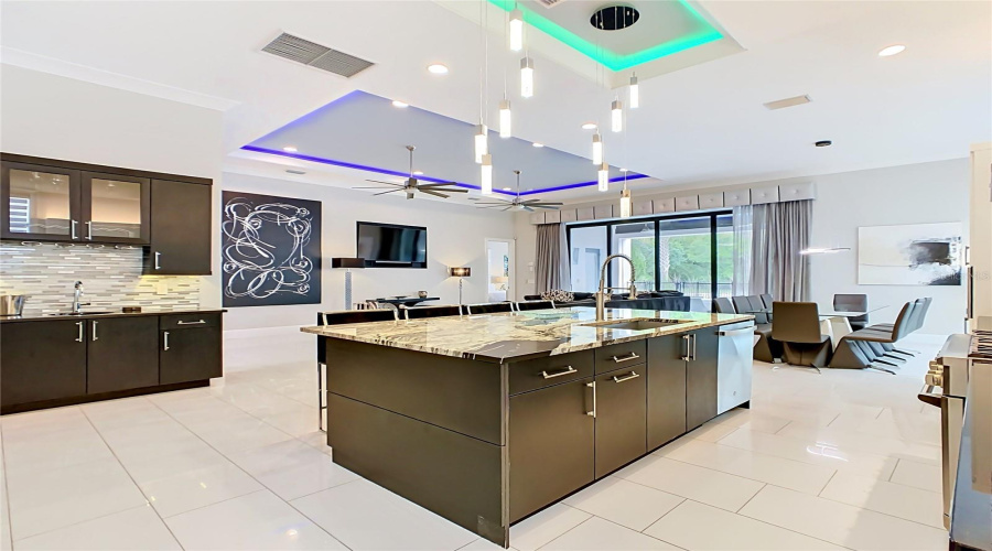 REUNION, Florida 34747, 6 Bedrooms Bedrooms, ,6 BathroomsBathrooms,Residential,For Sale,VALHALLA,0,MFRO6413186