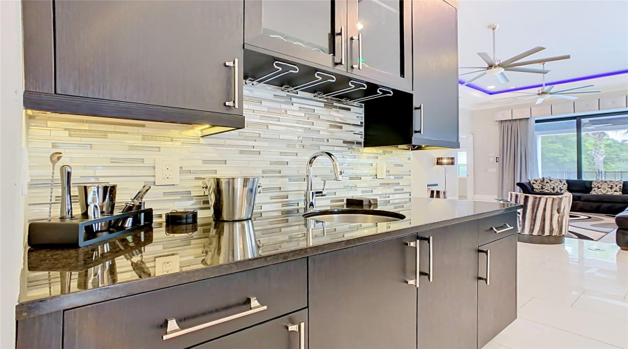 REUNION, Florida 34747, 6 Bedrooms Bedrooms, ,6 BathroomsBathrooms,Residential,For Sale,VALHALLA,0,MFRO6413186