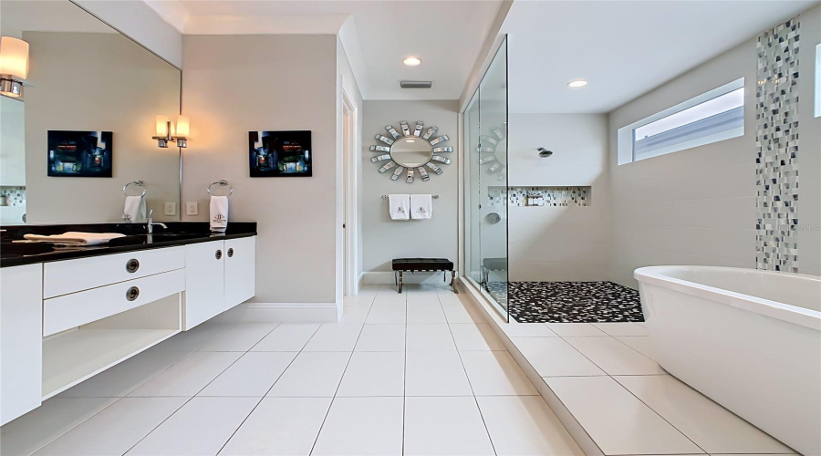 REUNION, Florida 34747, 6 Bedrooms Bedrooms, ,6 BathroomsBathrooms,Residential,For Sale,VALHALLA,0,MFRO6413186