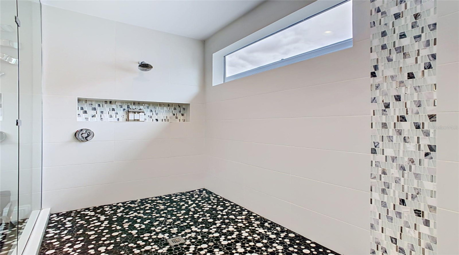 REUNION, Florida 34747, 6 Bedrooms Bedrooms, ,6 BathroomsBathrooms,Residential,For Sale,VALHALLA,0,MFRO6413186