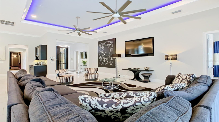 REUNION, Florida 34747, 6 Bedrooms Bedrooms, ,6 BathroomsBathrooms,Residential,For Sale,VALHALLA,0,MFRO6413186