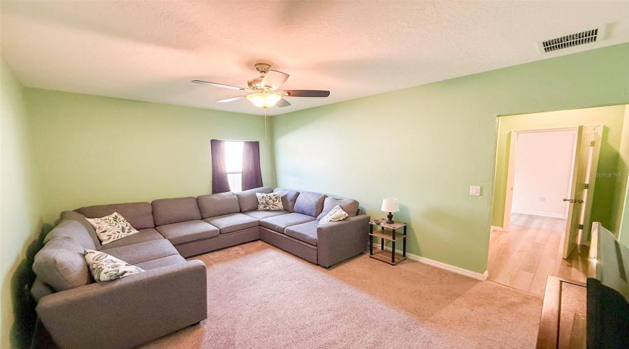 DAVENPORT, Florida 33837, 4 Bedrooms Bedrooms, ,3 BathroomsBathrooms,Residential,For Sale,HAMLET,0,MFRL4958184