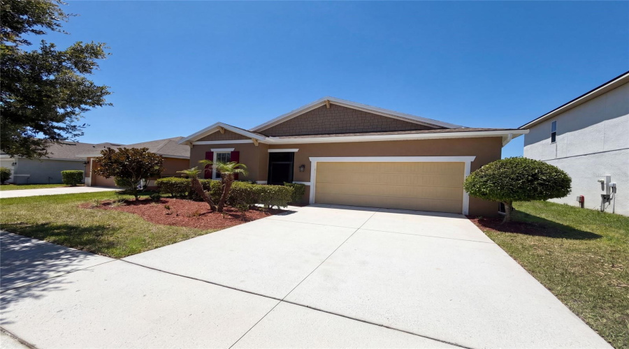 DAVENPORT, Florida 33837, 4 Bedrooms Bedrooms, ,2 BathroomsBathrooms,Residential,For Sale,BUCHANNAN,0,MFRO6419253