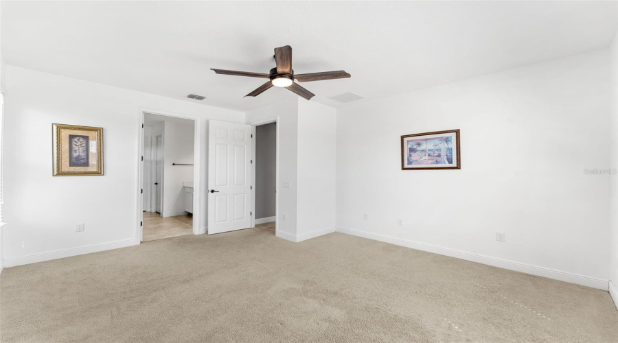Primary suite