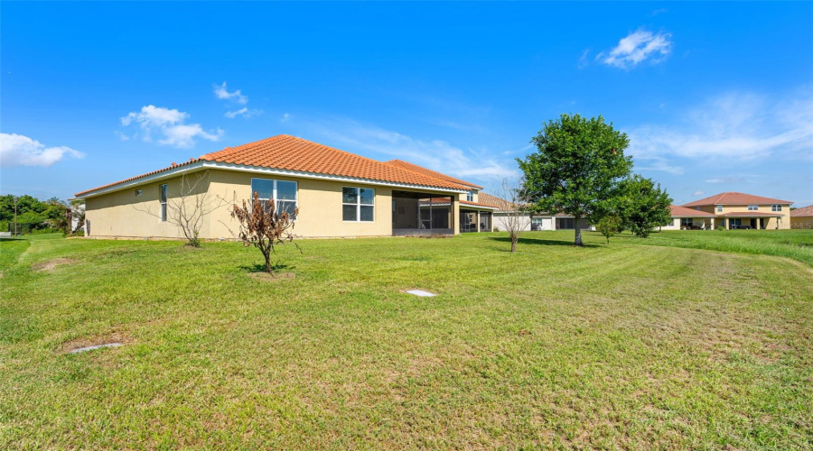 KISSIMMEE, Florida 34746, 4 Bedrooms Bedrooms, ,2 BathroomsBathrooms,Residential,For Sale,CARRICK BEND,0,MFRO6419060