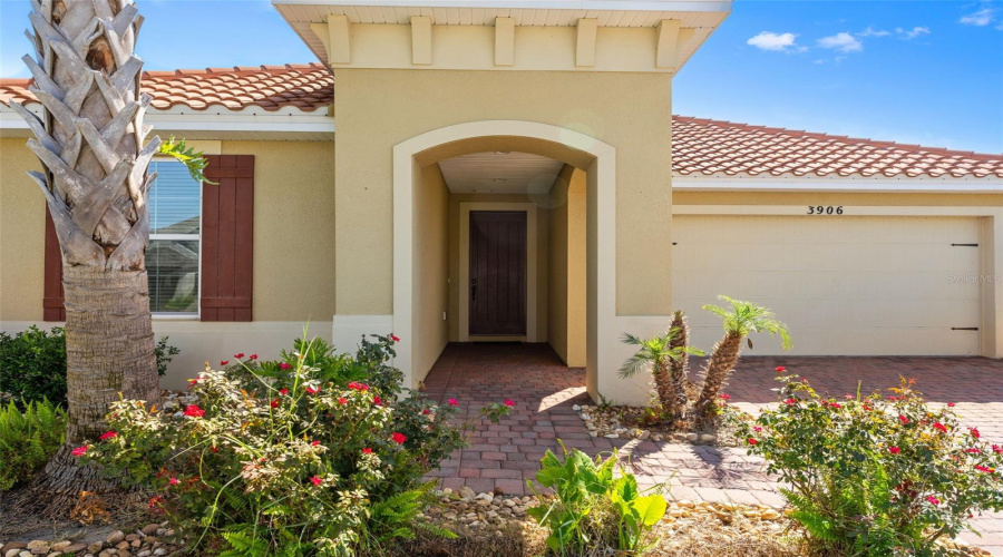 KISSIMMEE, Florida 34746, 4 Bedrooms Bedrooms, ,2 BathroomsBathrooms,Residential,For Sale,CARRICK BEND,0,MFRO6419060