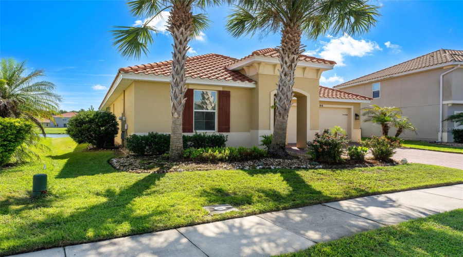 KISSIMMEE, Florida 34746, 4 Bedrooms Bedrooms, ,2 BathroomsBathrooms,Residential,For Sale,CARRICK BEND,0,MFRO6419060