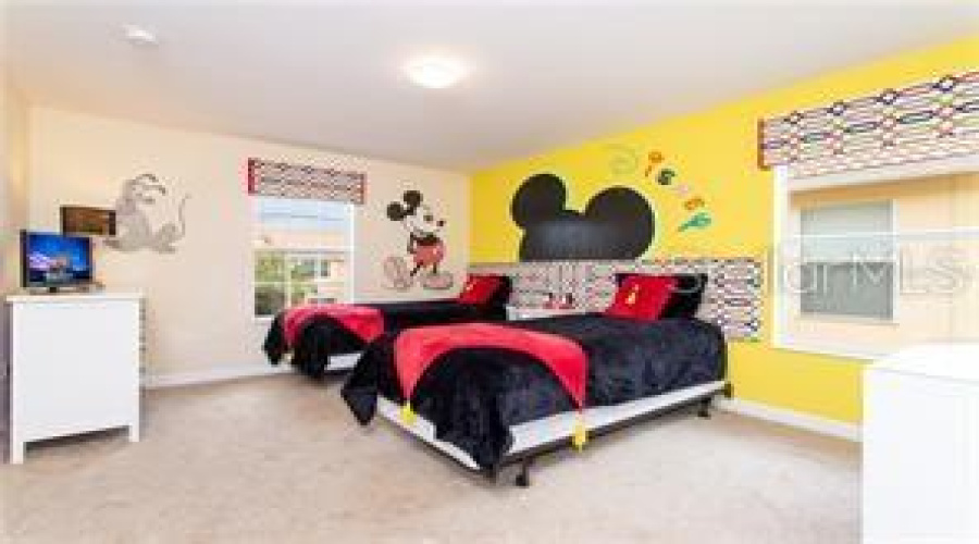 2nd level bedroom